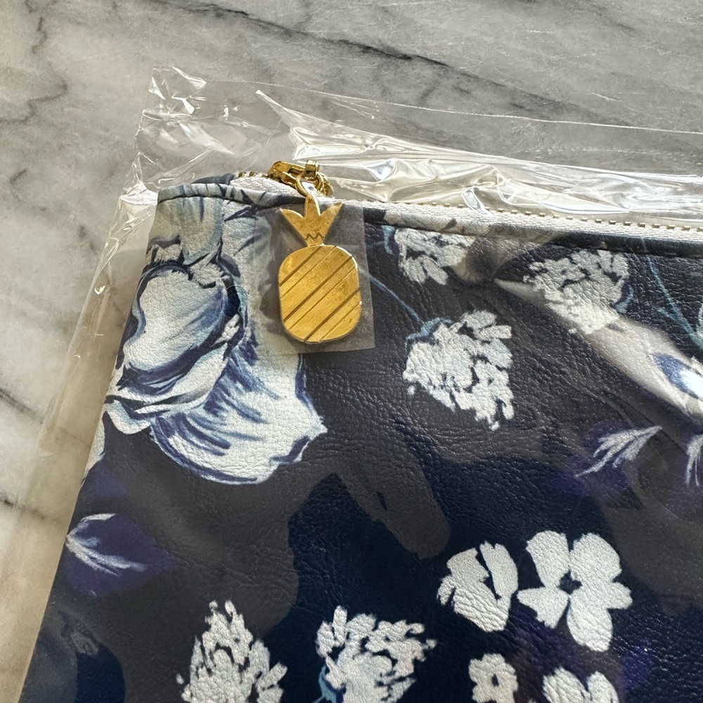Simplified by Emily Ley Planner Pouch in Ginger Jar Pattern - Picture 5 of 5